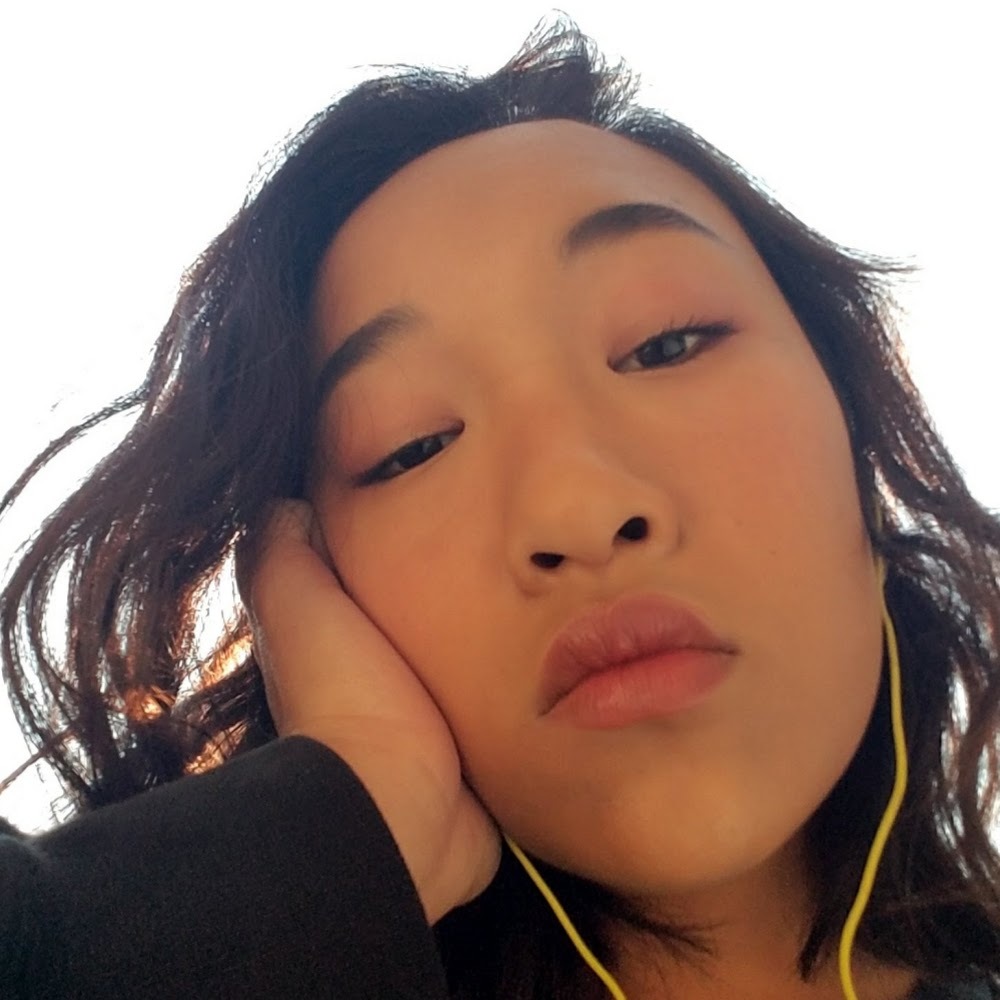 Meet your Posher, Kira